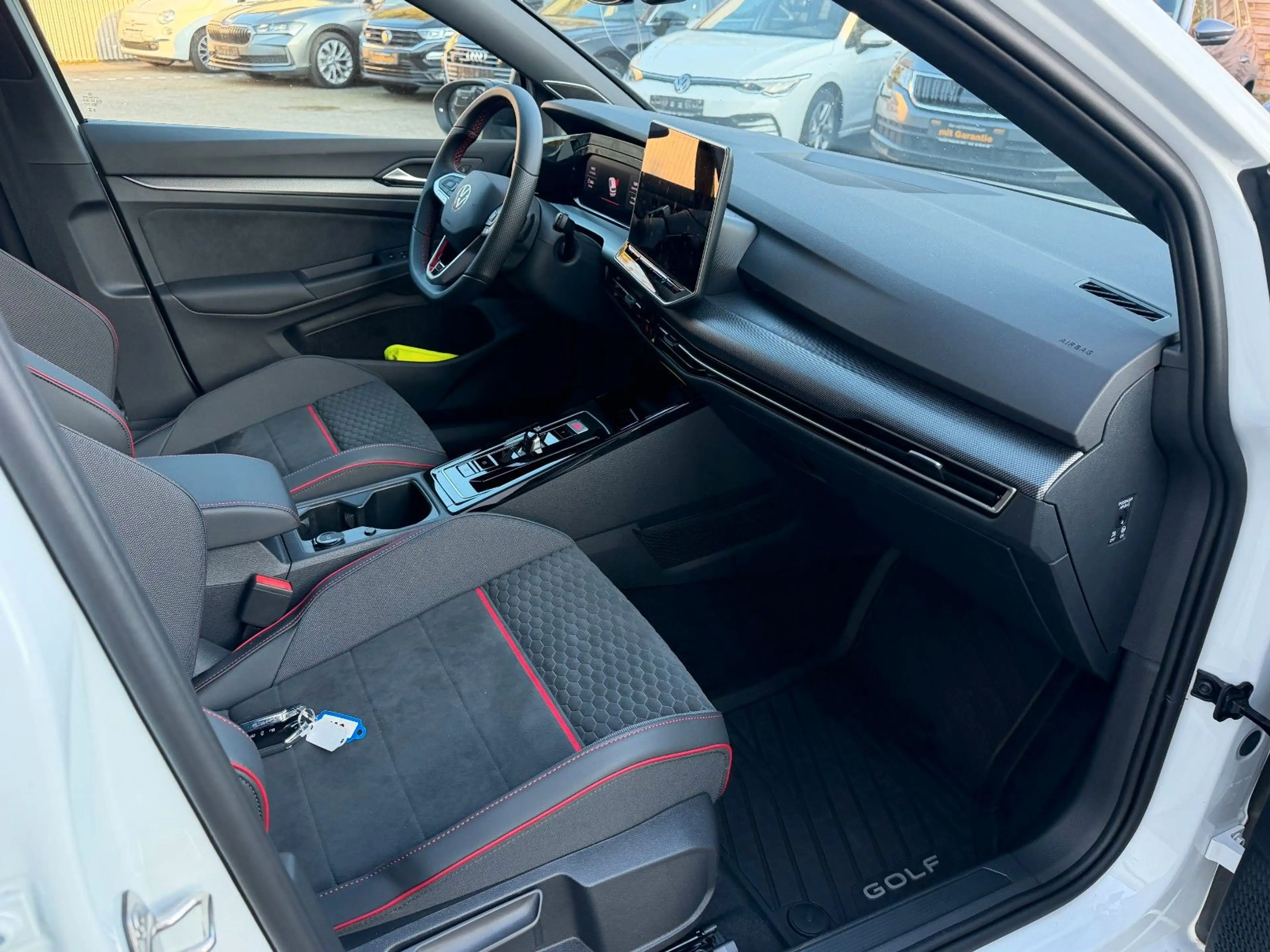 Volkswagen Golf VIII GTI Clubsport Black Style Pano Harman — photo 12