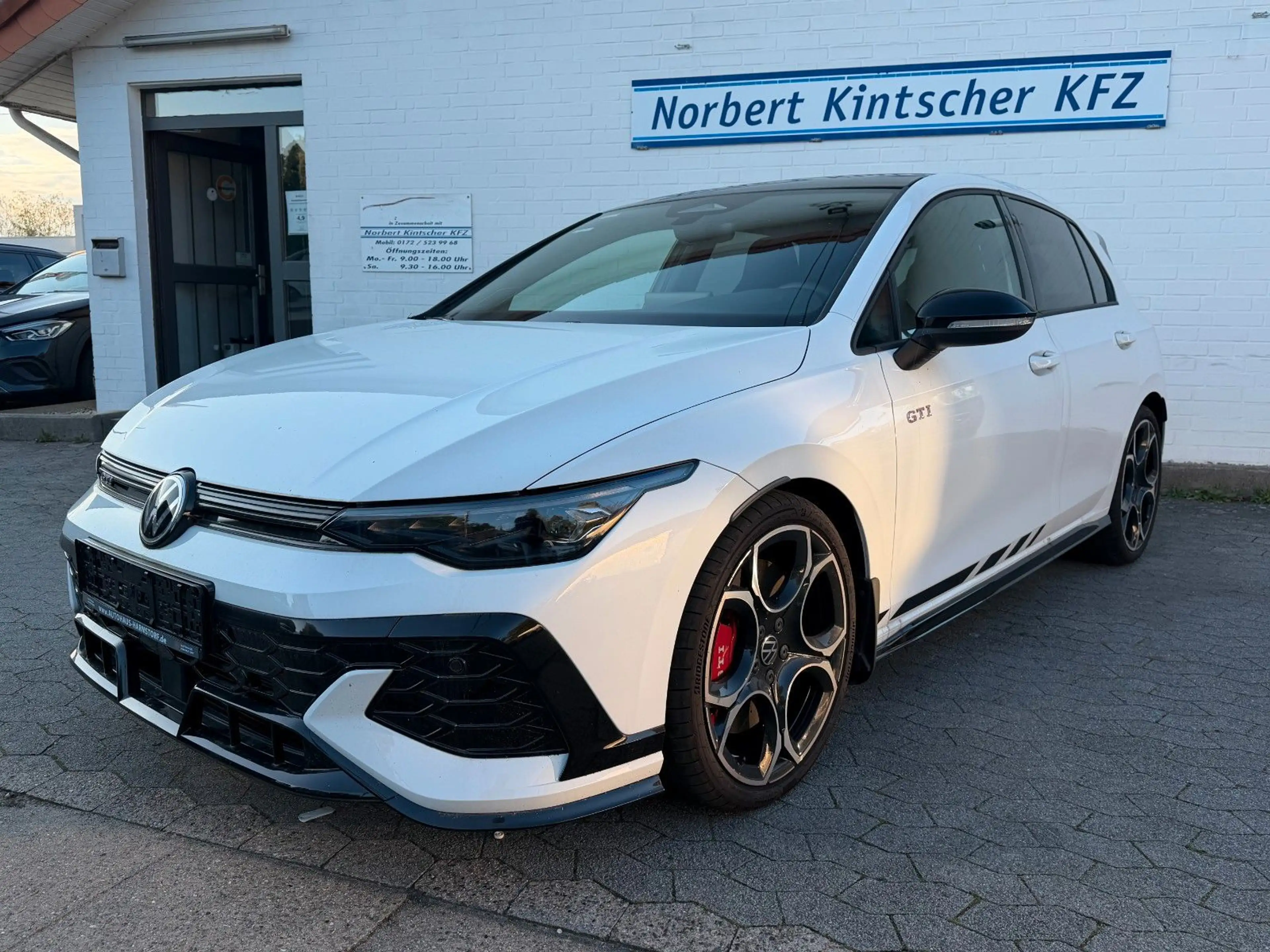 Volkswagen Golf VIII GTI Clubsport Black Style Pano Harman