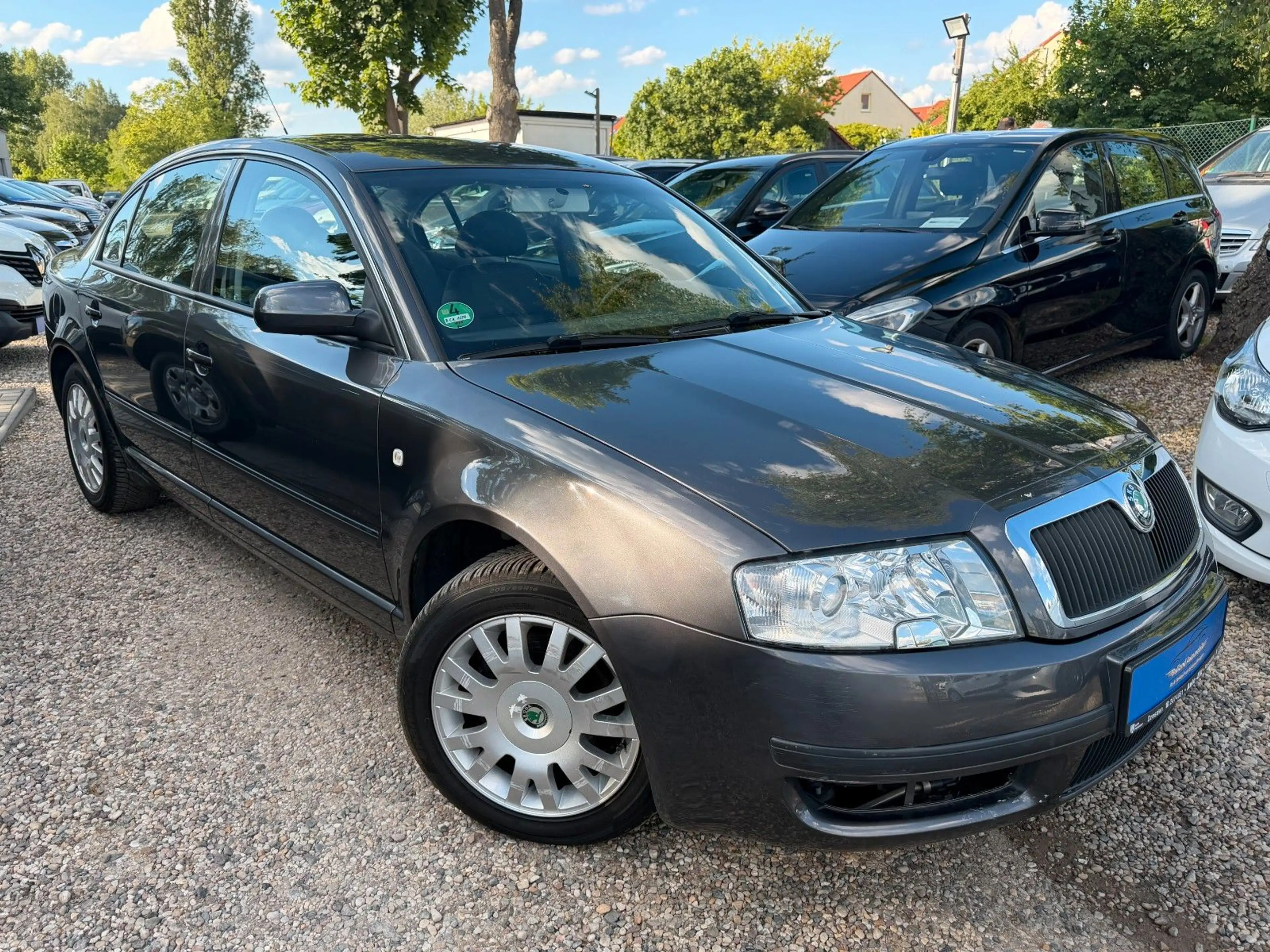 Skoda Superb Classic*2.HD*Klima*92.TKM*TÜV NEU