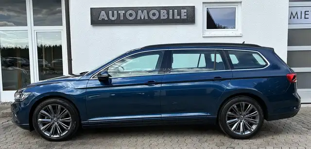 Volkswagen Passat view 5
