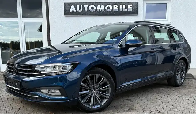 2023 Volkswagen Passat in Blue for sale