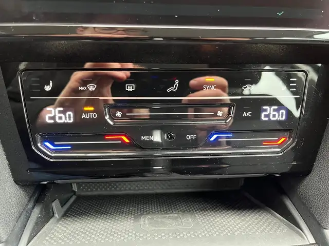 Volkswagen Passat view 18