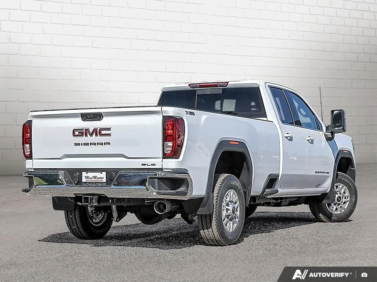 GMC Sierra 2500HD снимка GMC Sierra 2500HD