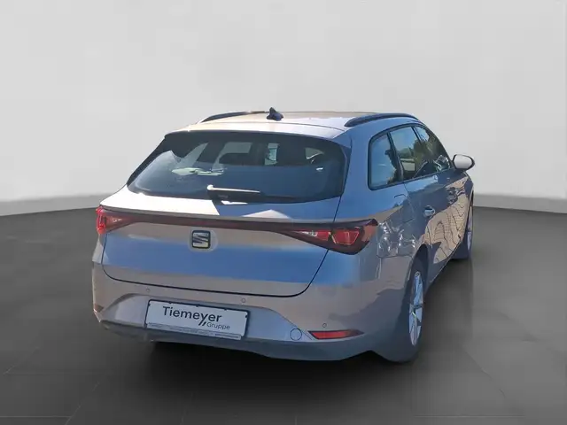 Seat Leon view 3