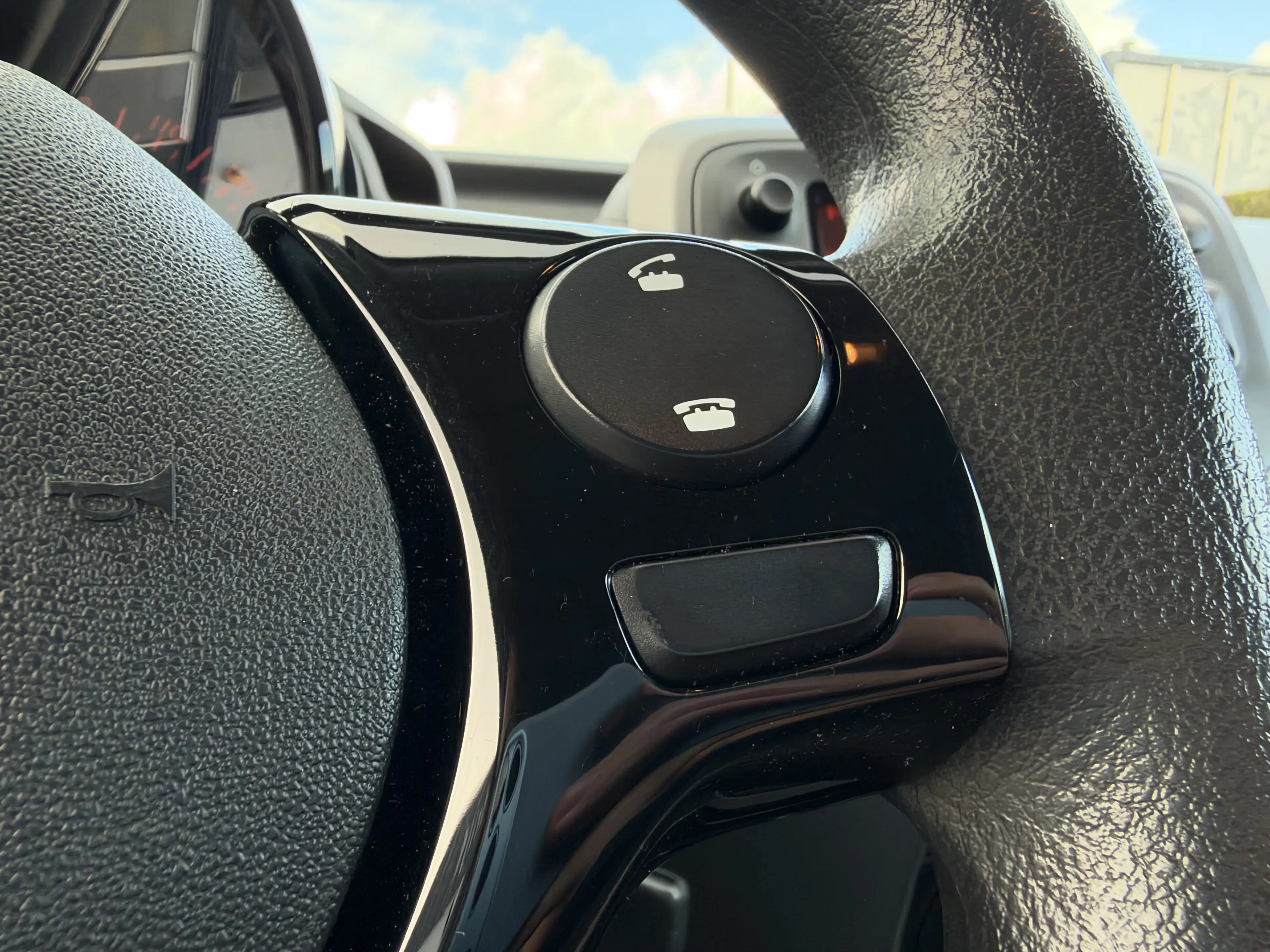 Peugeot 108 1.0 e-VTi Active TOP — photo 15