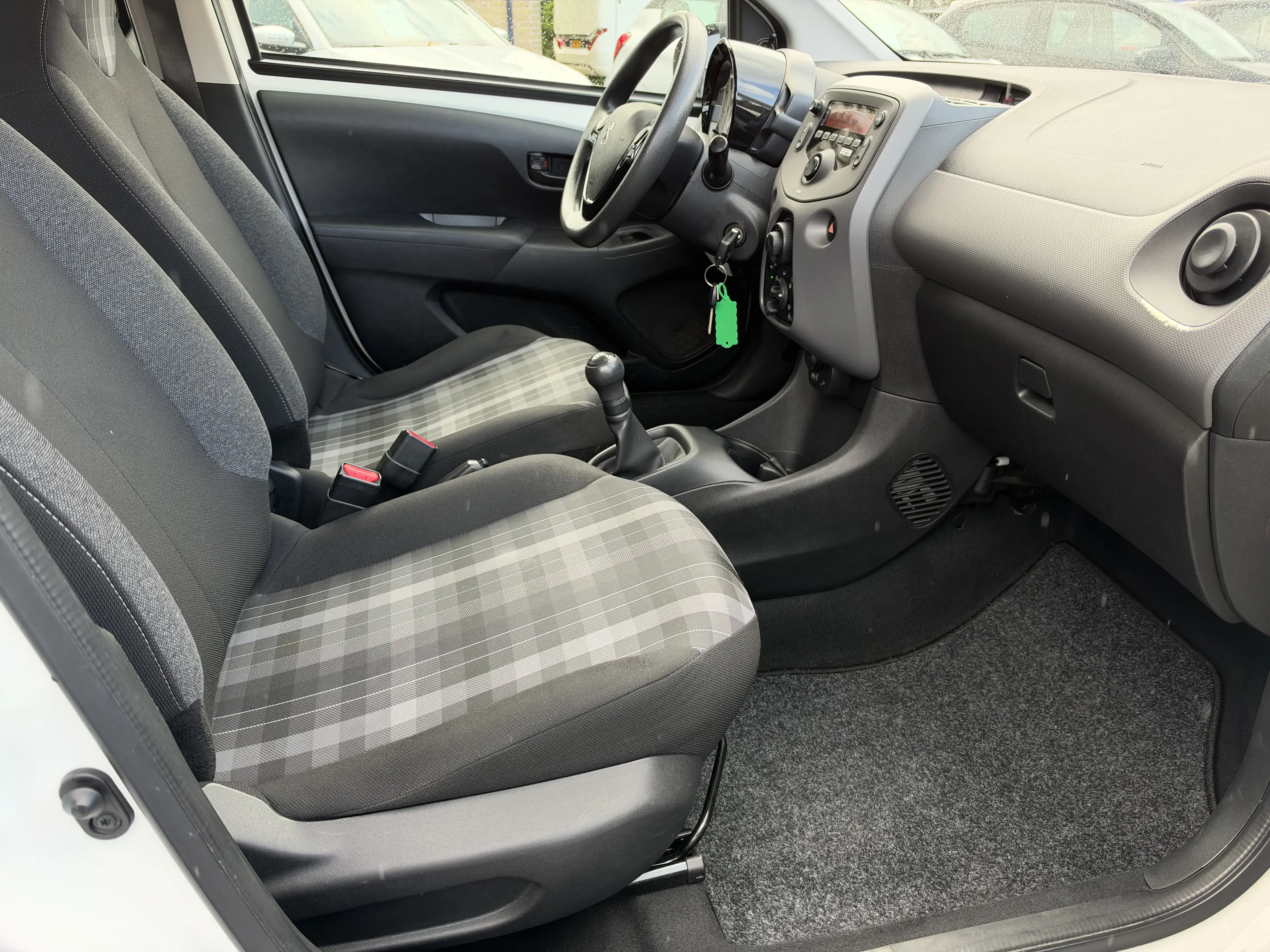 Peugeot 108 1.0 e-VTi Active TOP — photo 12