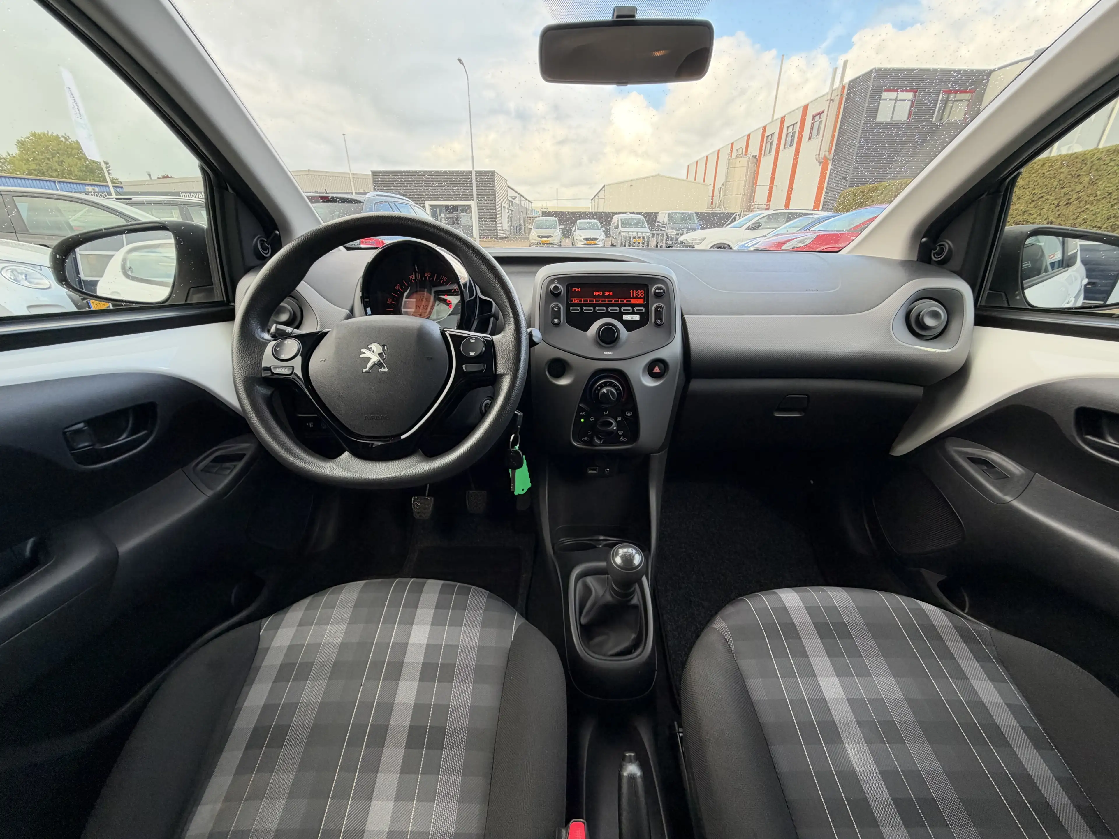 Peugeot 108 1.0 e-VTi Active TOP — photo 9