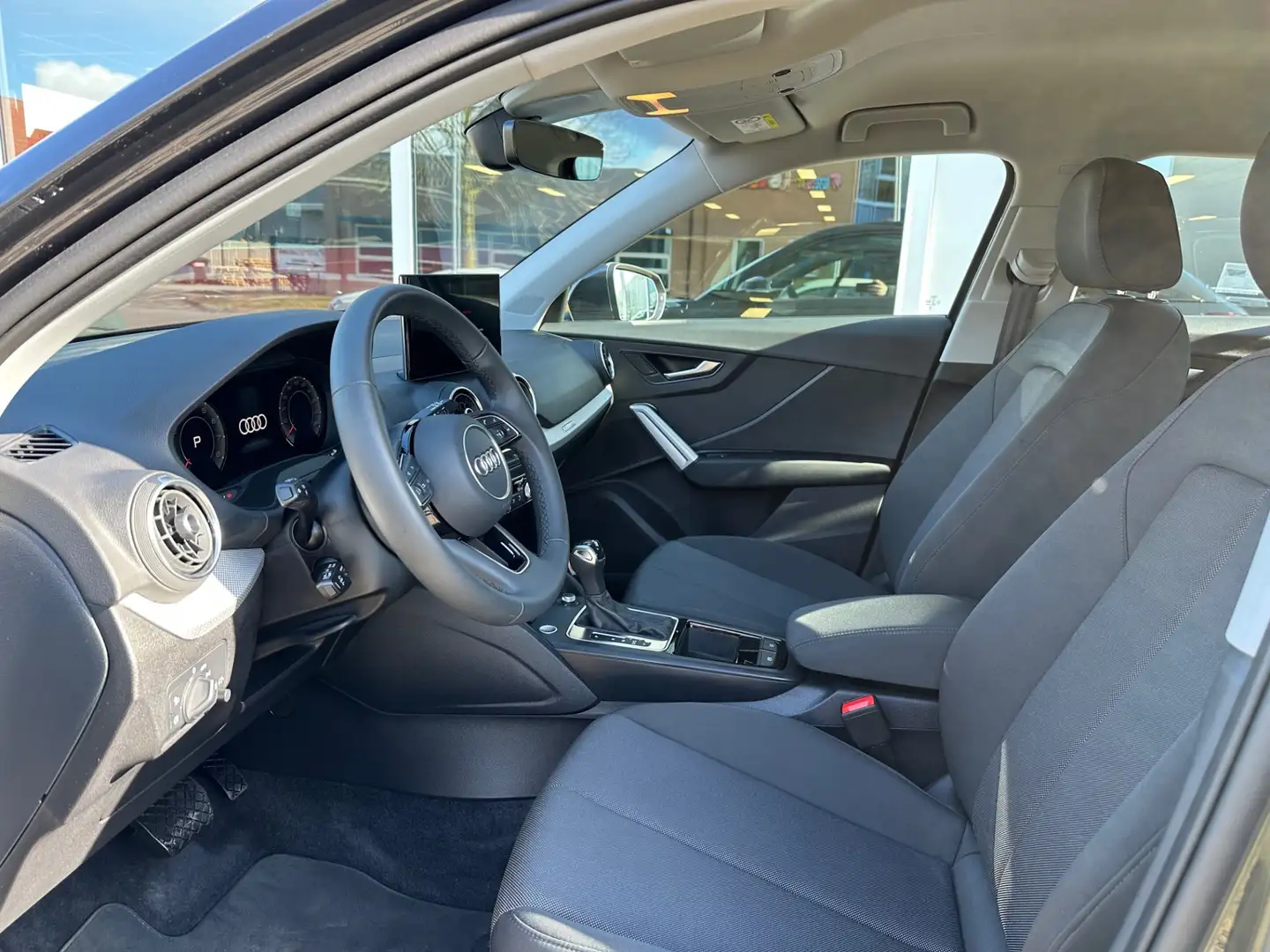 Audi Q2 35 TFSI Sport App connect | Virtueel Grijs - 2
