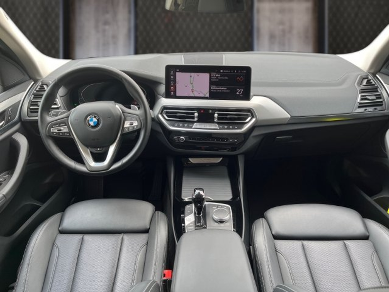 BMW X3 BMW X3 20d xDrive — photo 9
