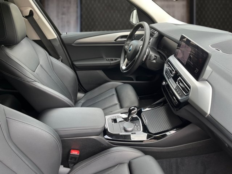 BMW X3 BMW X3 20d xDrive — photo 11