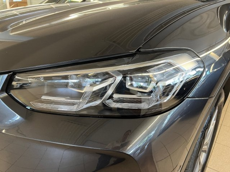 BMW X3 BMW X3 20d xDrive — photo 7