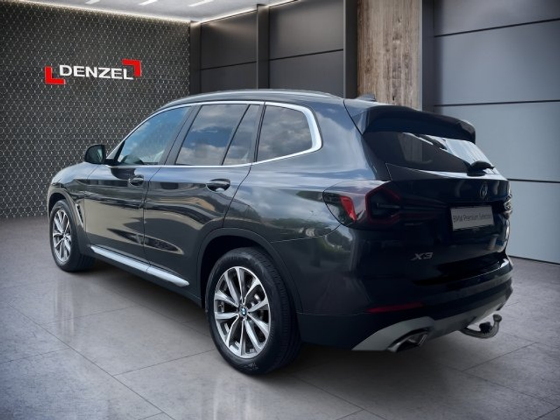 BMW X3 BMW X3 20d xDrive — photo 3