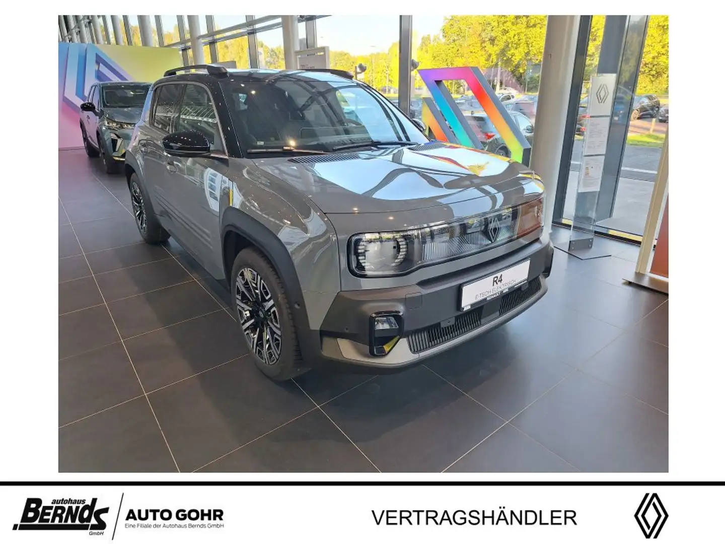 Renault R 4 E-Tech Iconic 150 Comfort Range Gris - 2