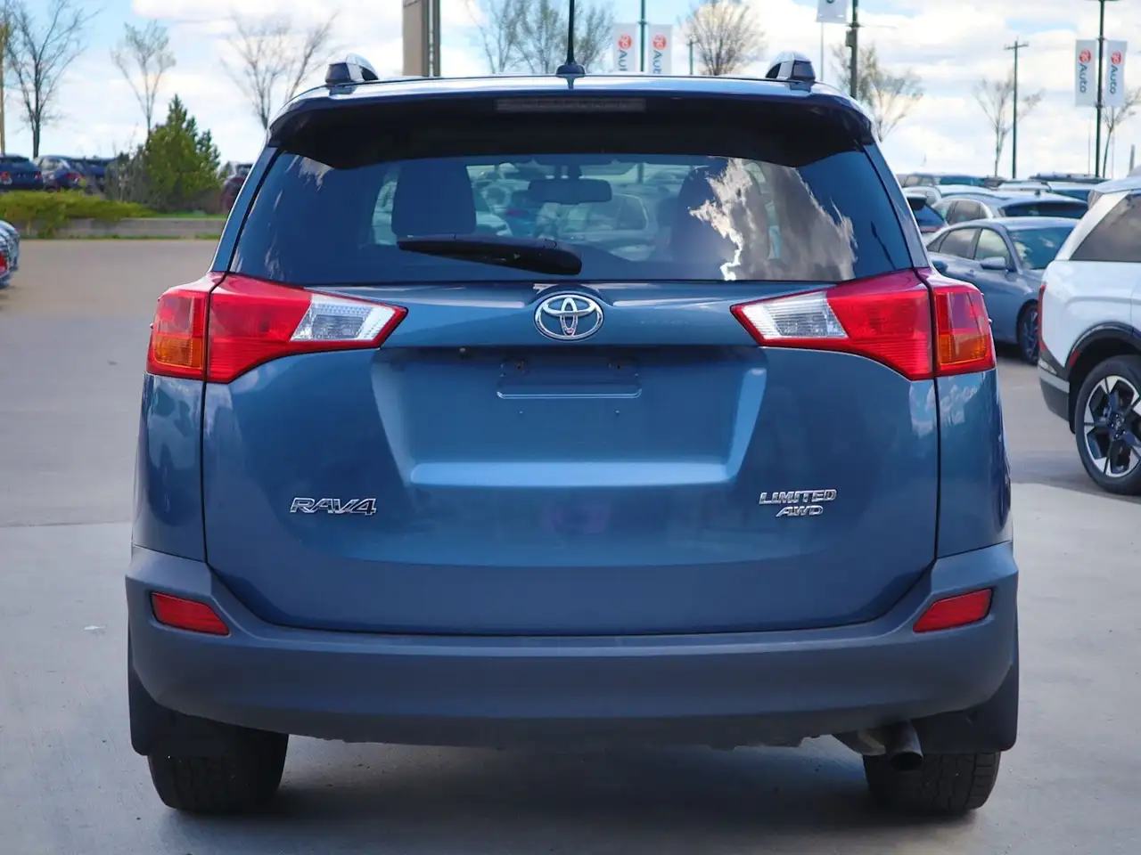Toyota RAV 4 снимка Toyota RAV 4