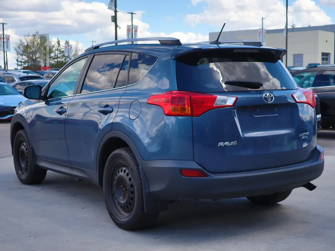 Toyota RAV 4 снимка Toyota RAV 4