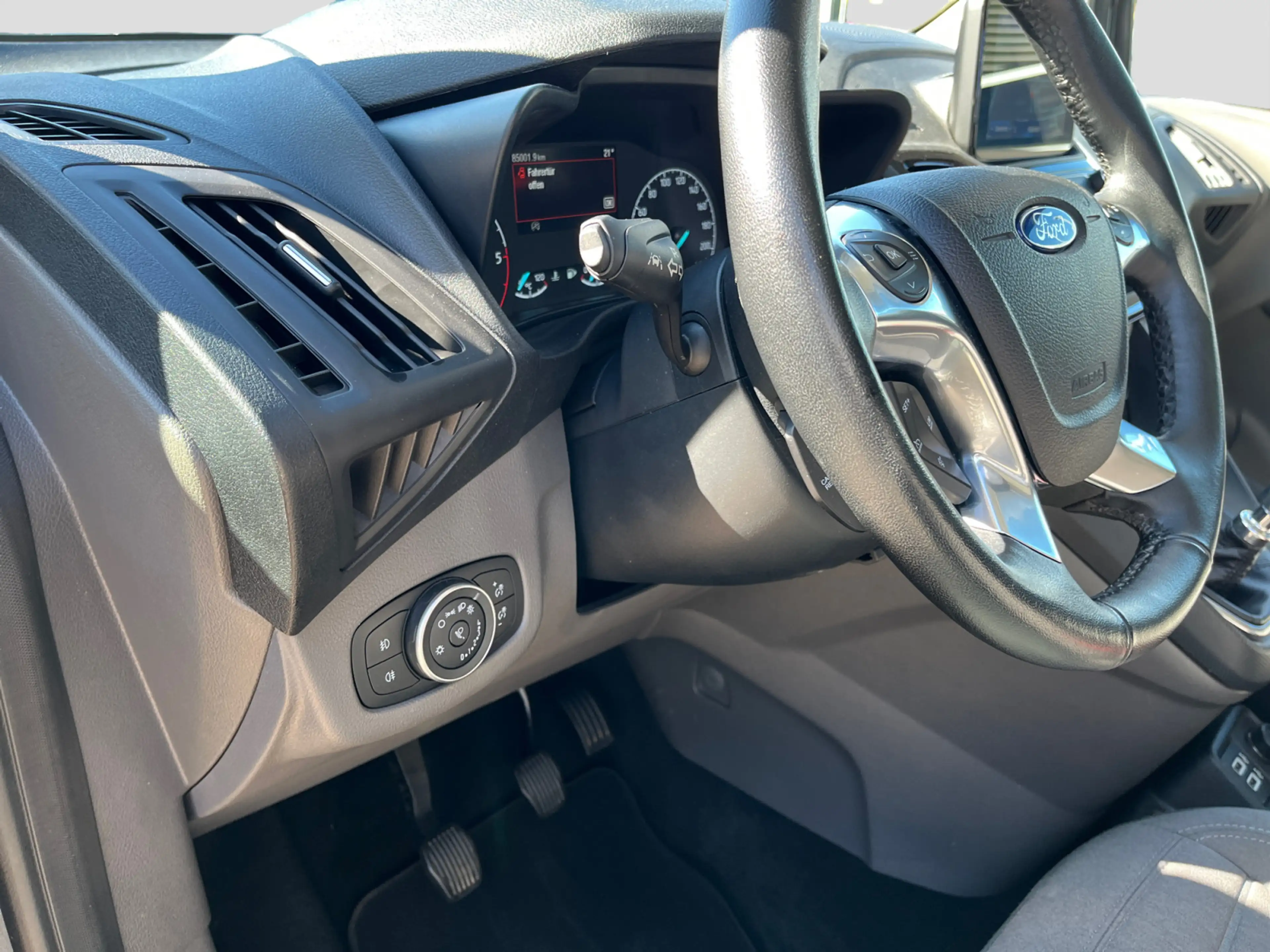 Ford Tourneo Connect 1.5 TDCi/Eco Grand Titanium XENO — photo 13