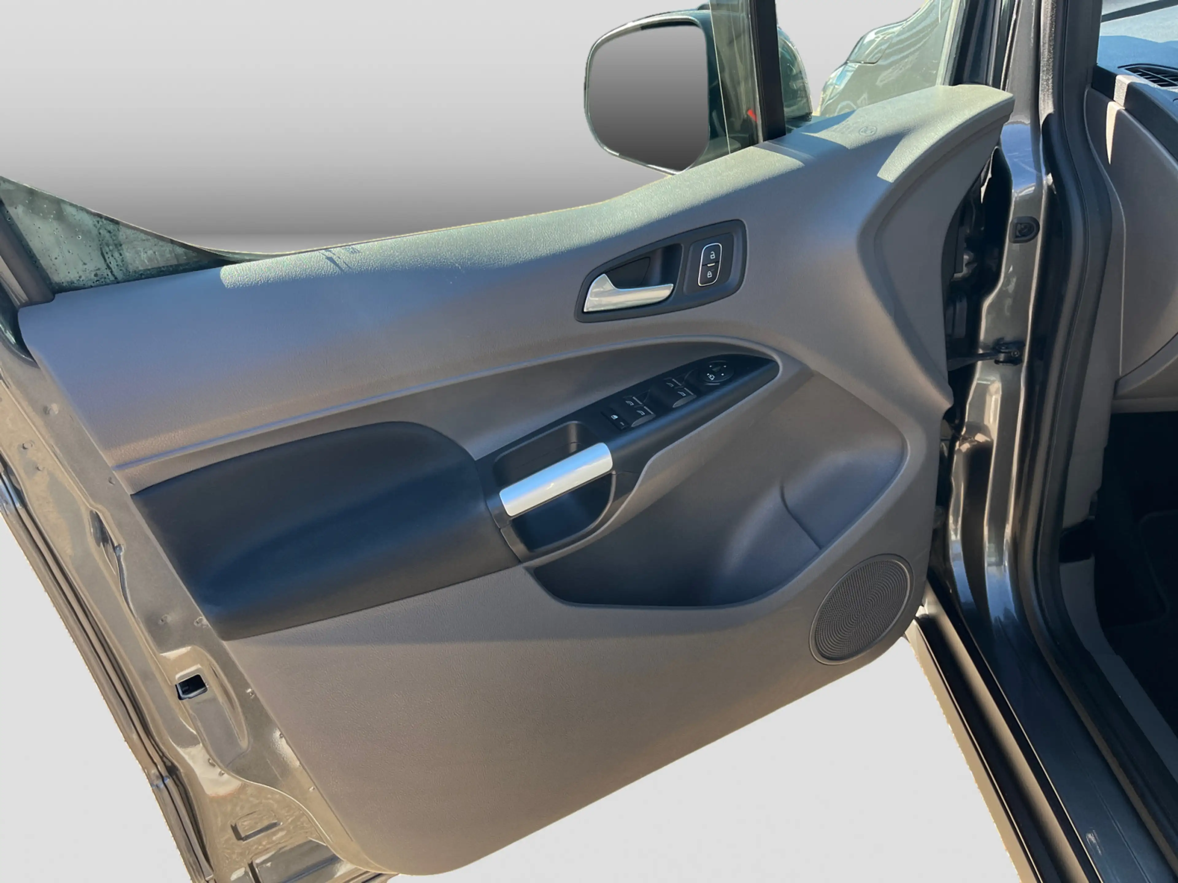 Ford Tourneo Connect 1.5 TDCi/Eco Grand Titanium XENO — photo 14