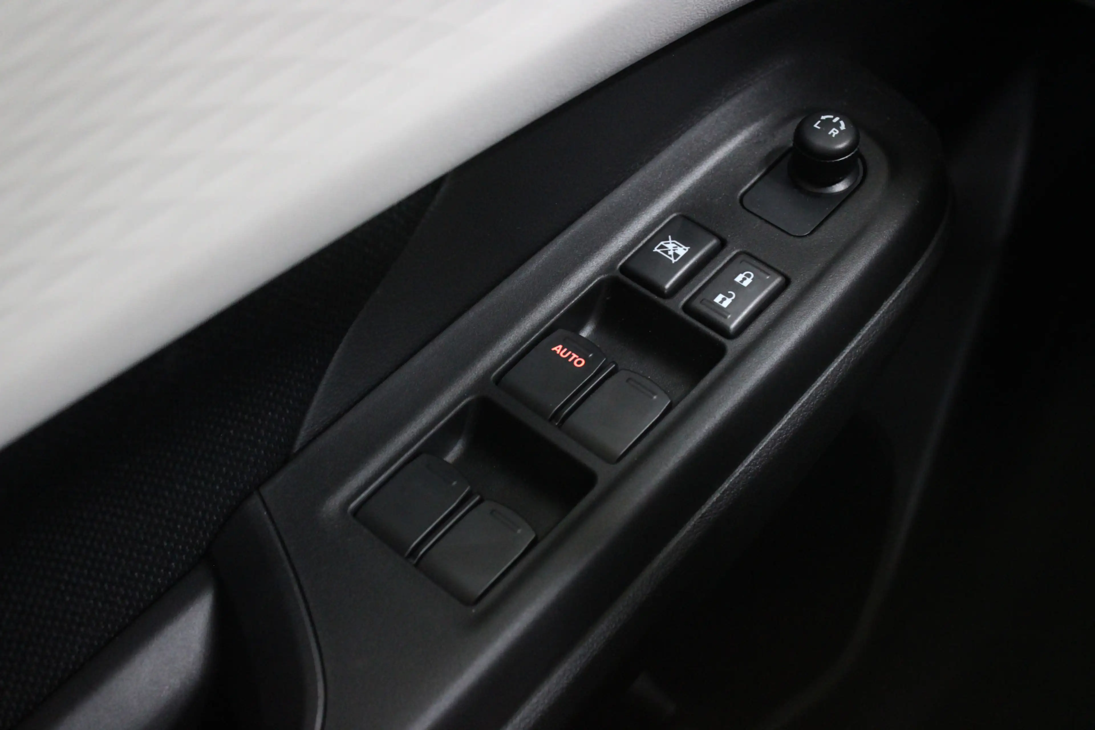 Suzuki Swift 1.2 Select Smart Hybrid Automaat / Keyless / Camer — photo 15