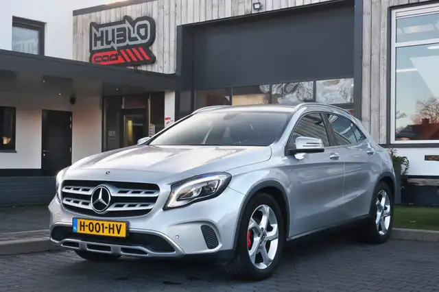 Mercedes-Benz GLA 180 Camera, Leder, Nette staat!