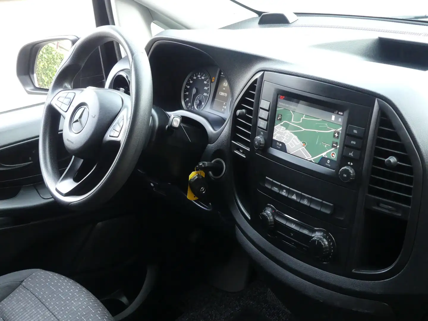 Mercedes-Benz Vito 119 CDI Extra Lang Camera/Trekhaak/Navigatie/PDC Schwarz - 2