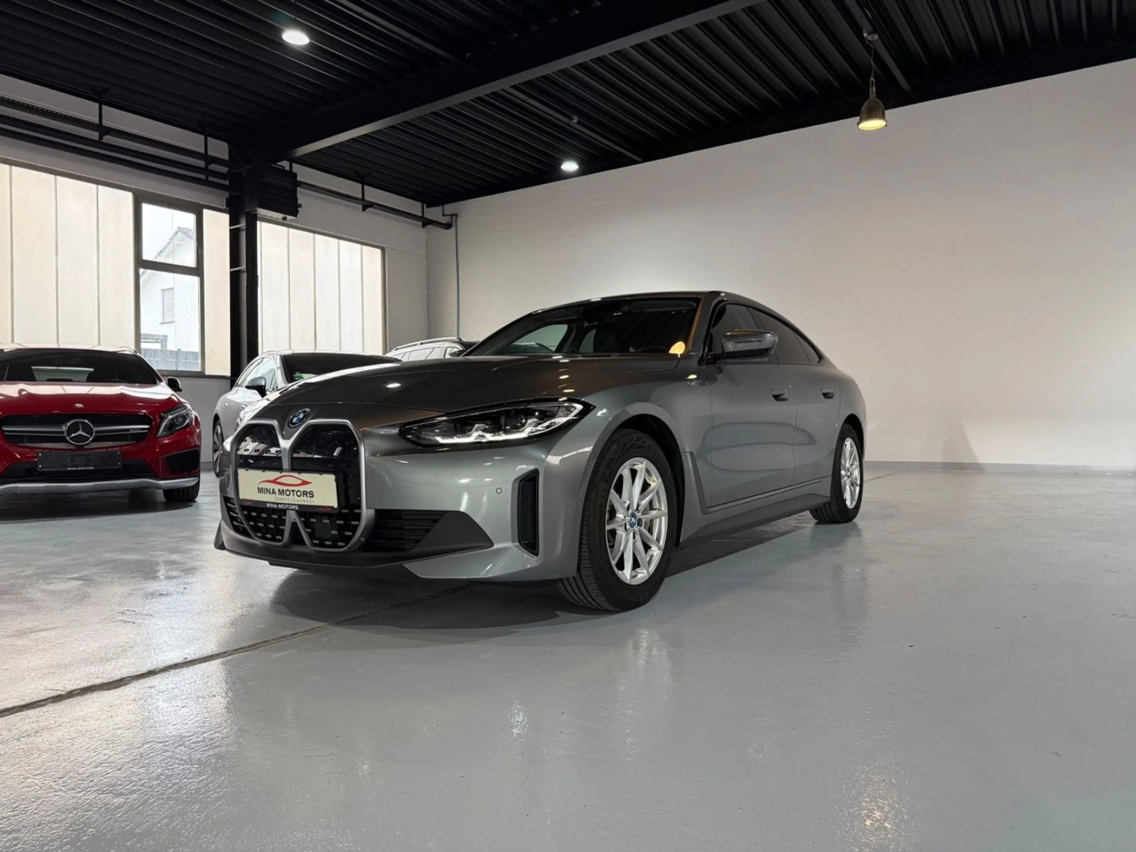 BMW i4 Gran Coupe 35 eDrive LED Drive Assist Hifi — photo 10