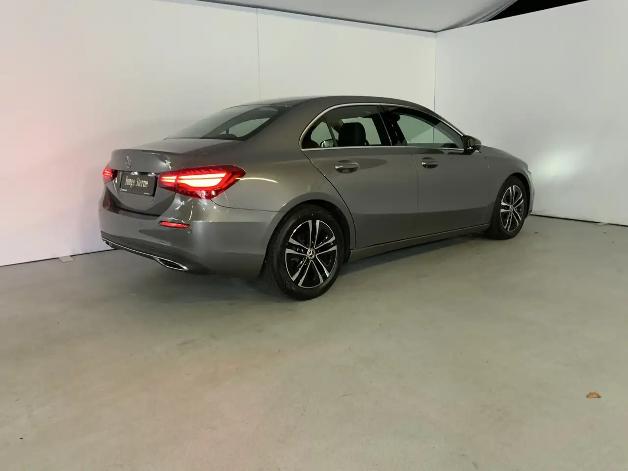 Mercedes-Benz A 180 A 180 Limo Prog WinterPak Verkehrszeichen-Assist 5