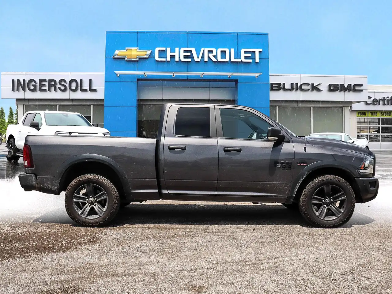RAM 1500 снимка RAM 1500