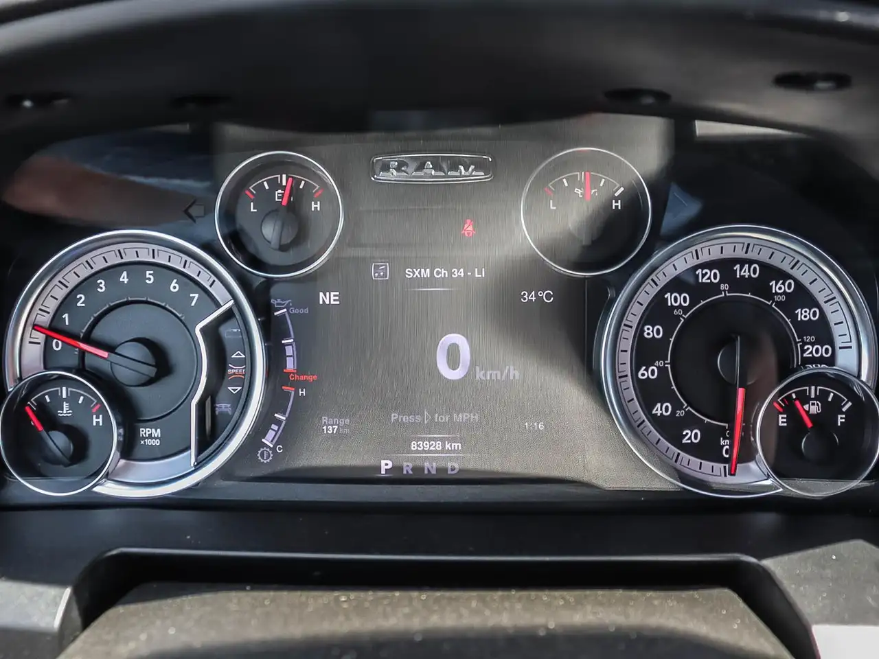 RAM 1500 снимка RAM 1500