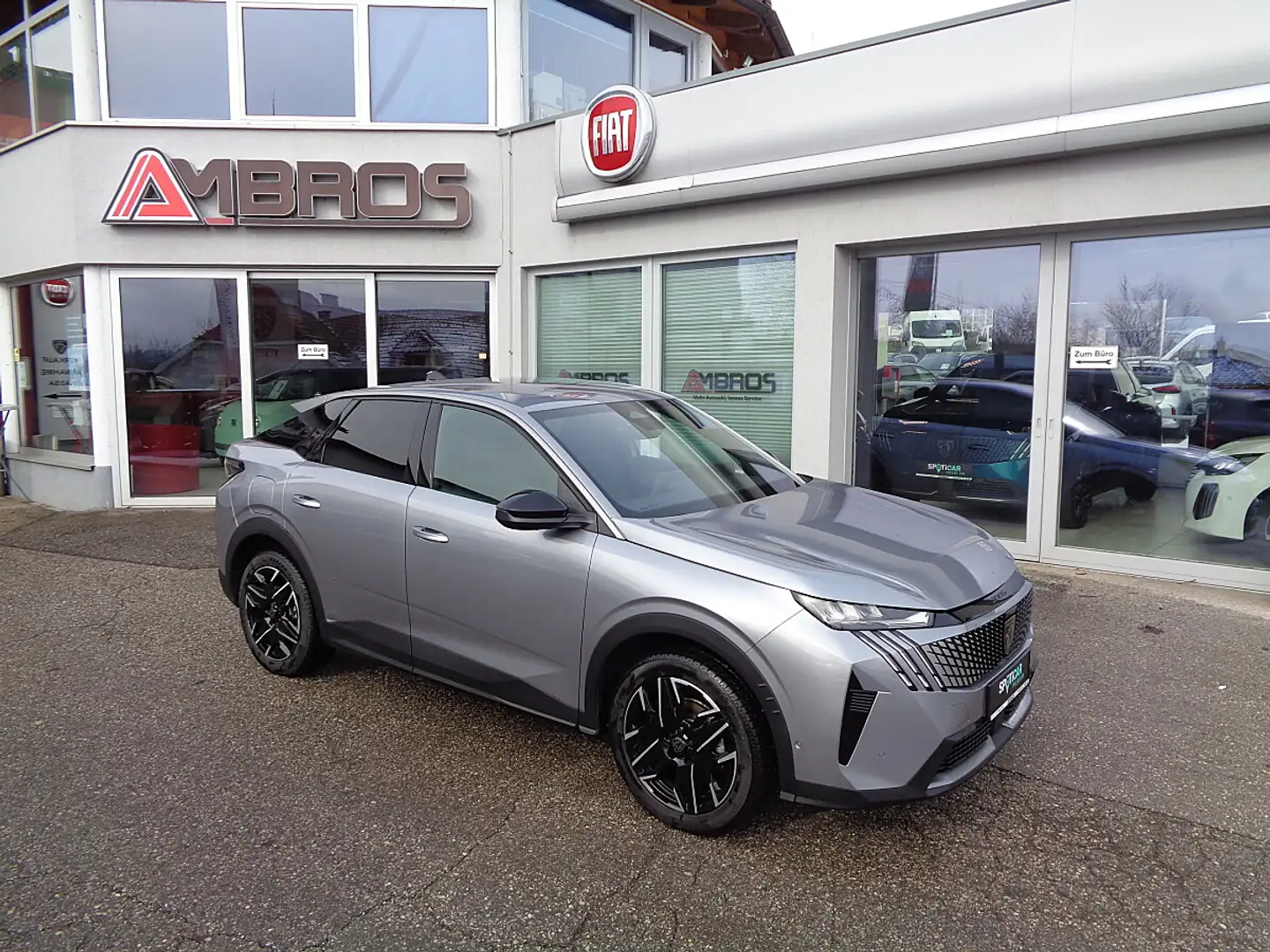 Peugeot 3008 Hybrid 136 E-DCS6 Allure Aut. Grau - 1