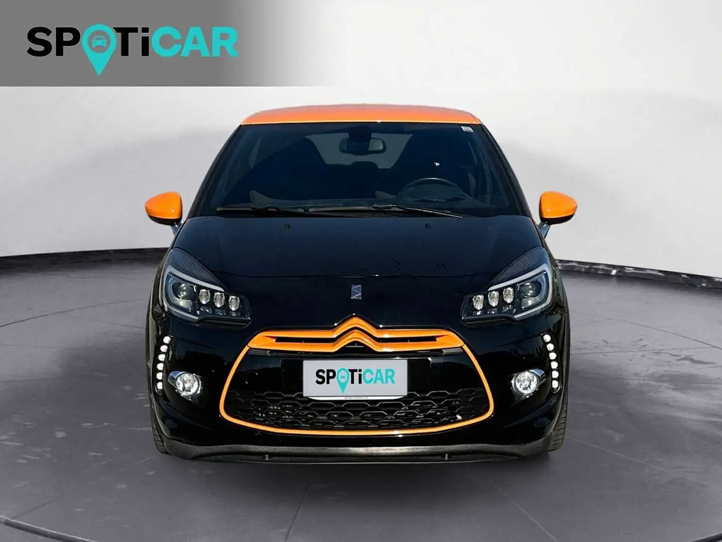 Citroen DS3 1.6 THP 200 Racing Negro - 2