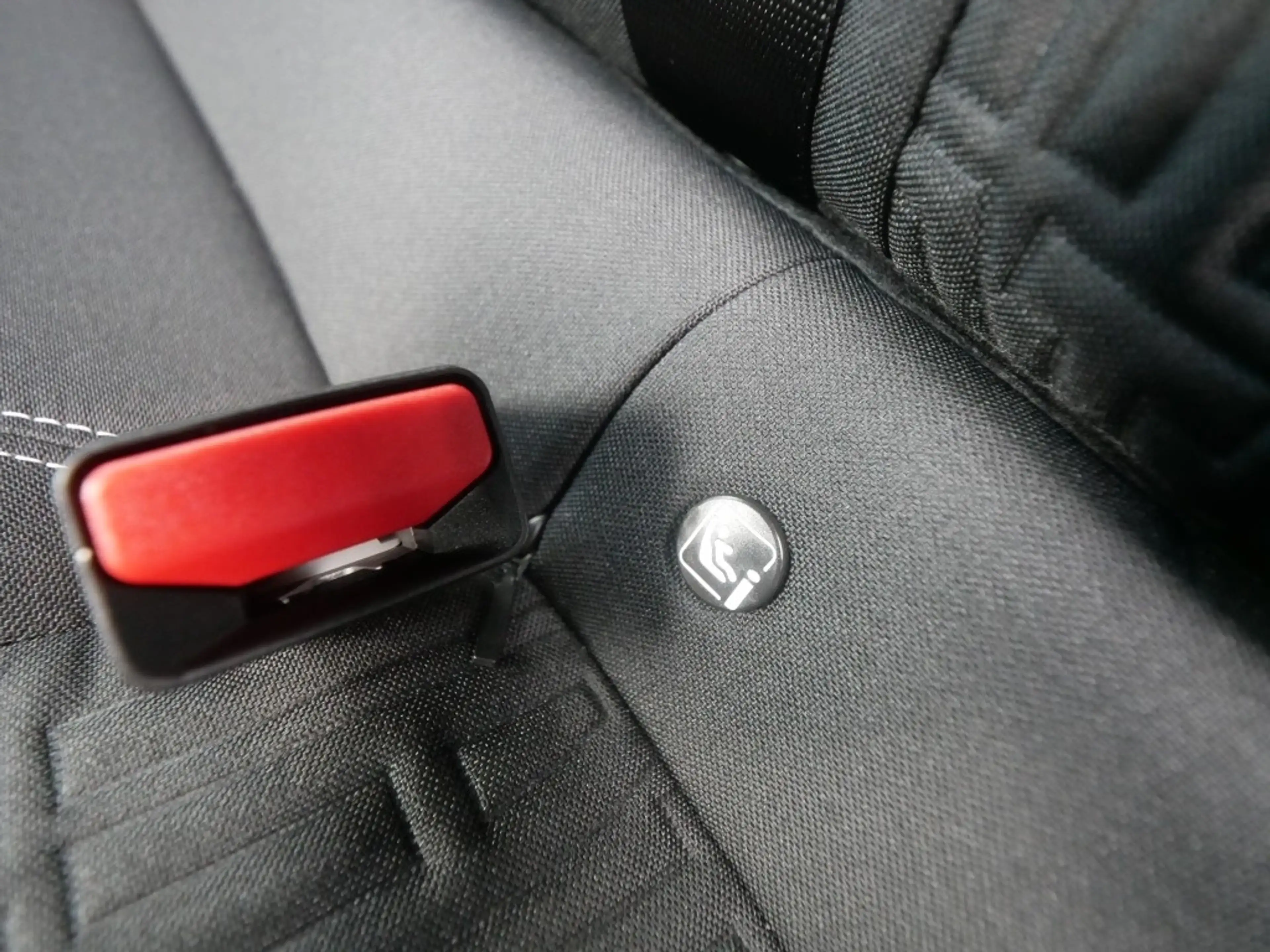 Fiat 600 STREET 1.2 TURBO 100 PS MT6 APPLE CARPLAY SHZ — photo 15