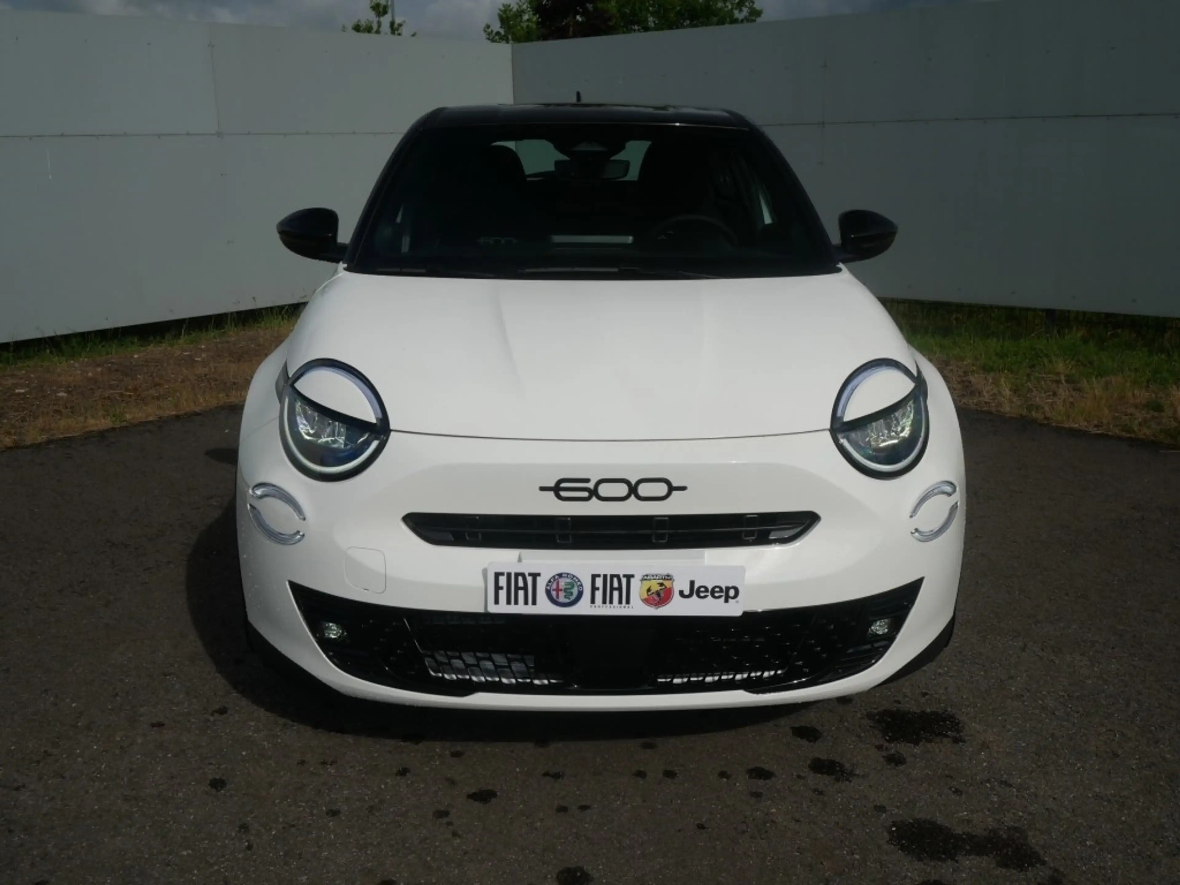 Fiat 600 STREET 1.2 TURBO 100 PS MT6 APPLE CARPLAY SHZ — photo 8