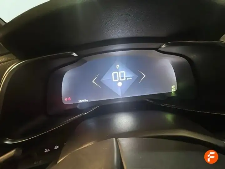 DS 7 Crossback 2018, foto 14
