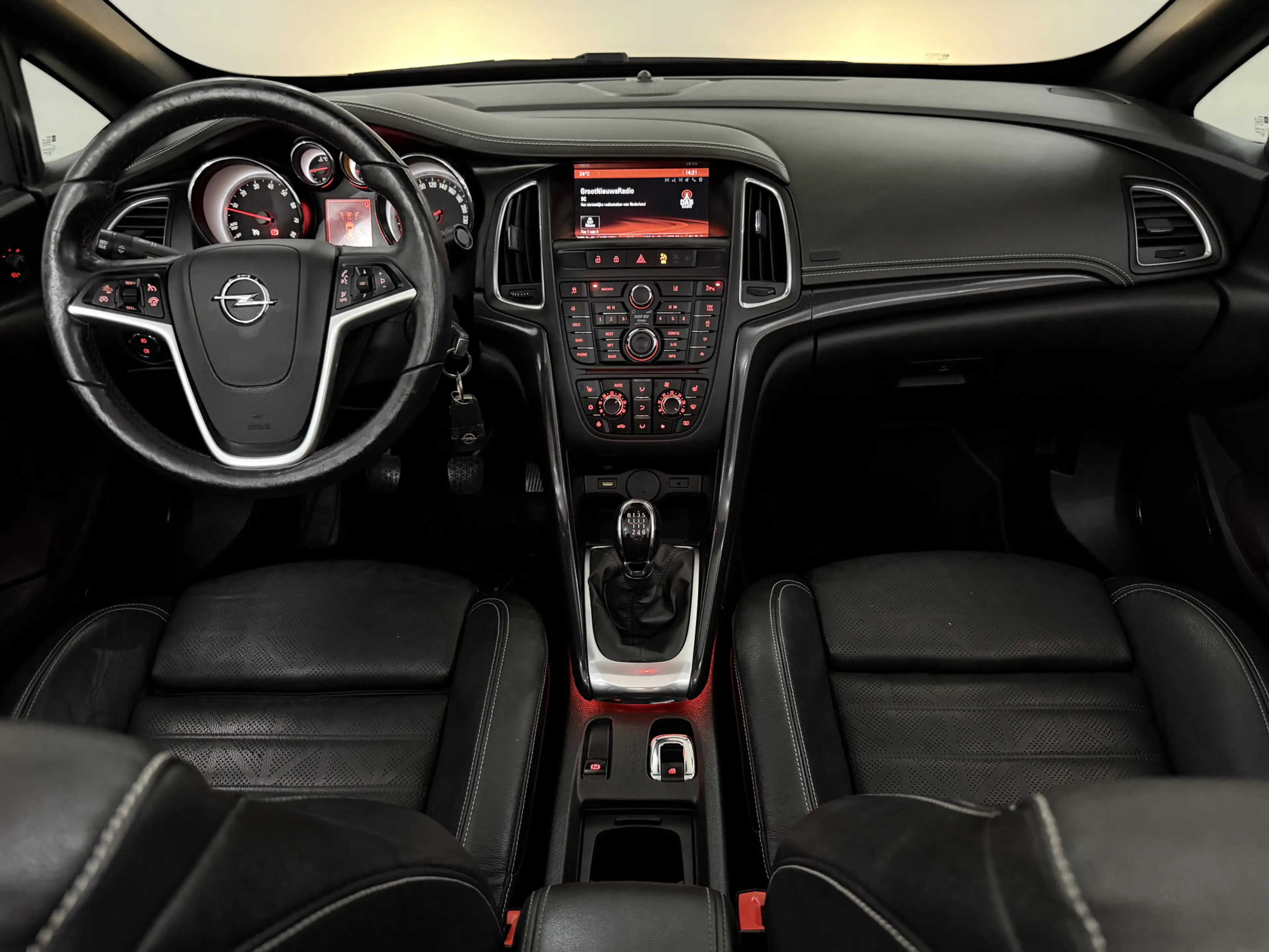 Opel Cascada 1.4 Turbo ecoFLEX Innovation Leder, Camera, Navi, — photo 3