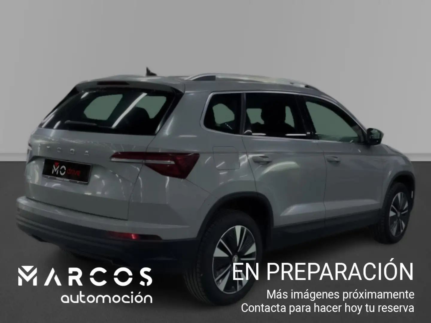 Skoda Karoq 1.5 TSI Ambition ACT DSG 110KW Gris - 2