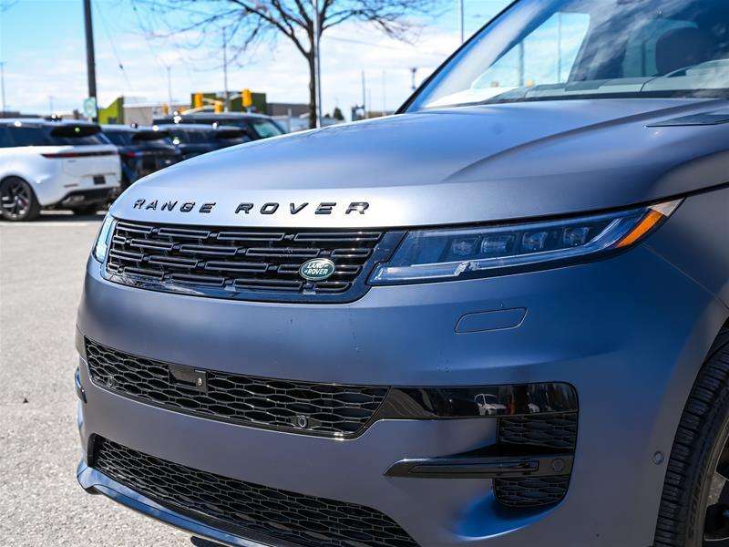 2026 Land Rover Range Rover Sport P400 Dynamic SE thumb 7