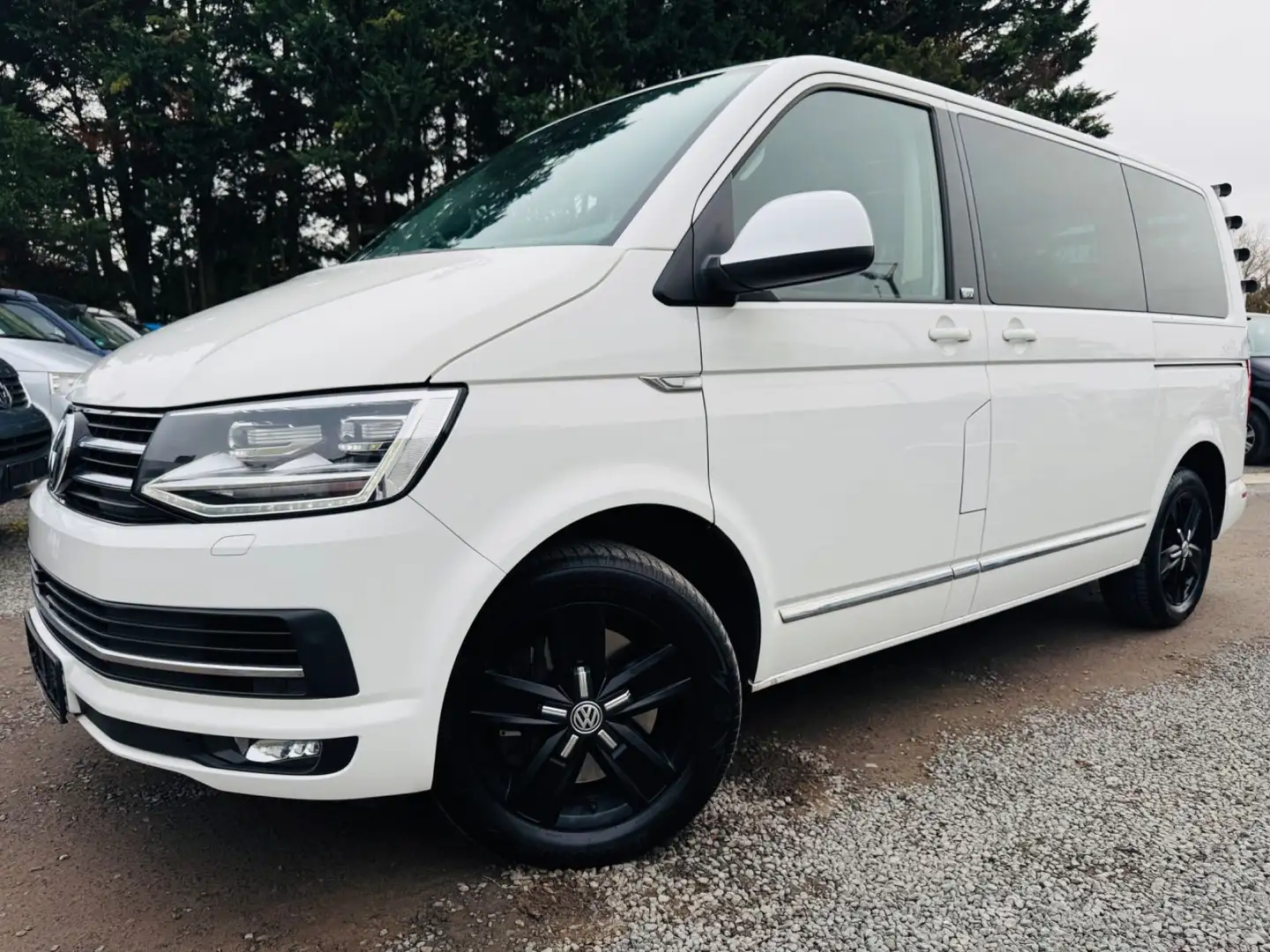 Volkswagen T6 Multivan Generation Six 4Motion/ACC/SHZ/LED Blanc - 1