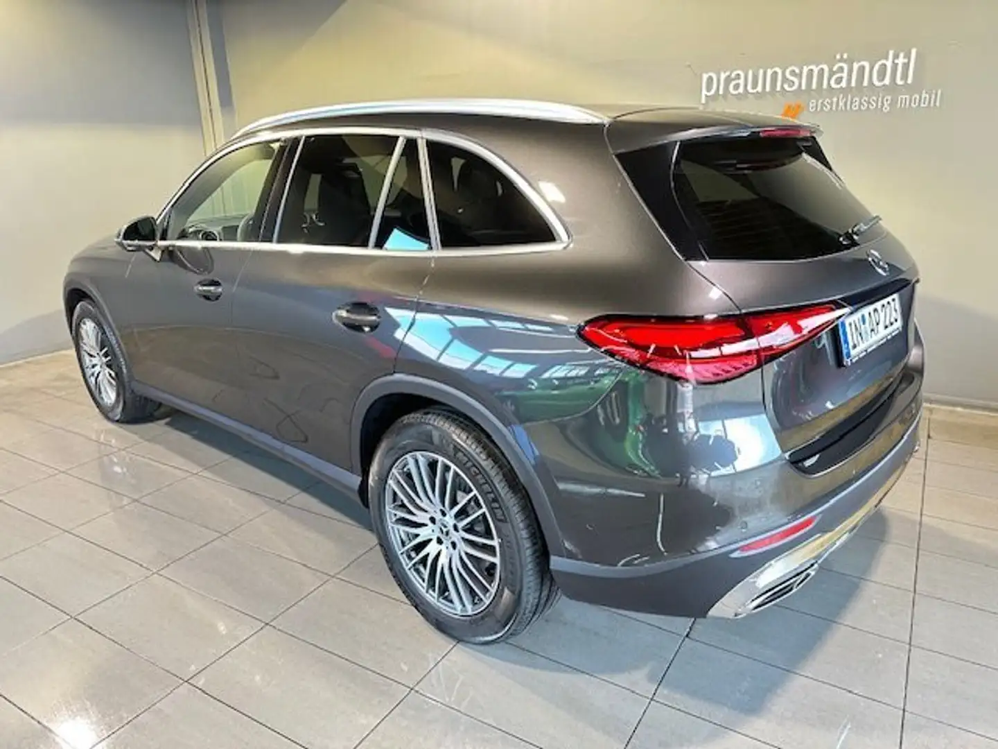 Mercedes-Benz GLC 220 d 4M Avantgarde AHK/Pano/Dist/Kamera/Tot Gris - 2