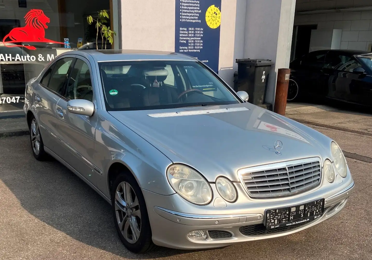 Mercedes-Benz E 320 ELEGANCE mit Gasanlage - 2