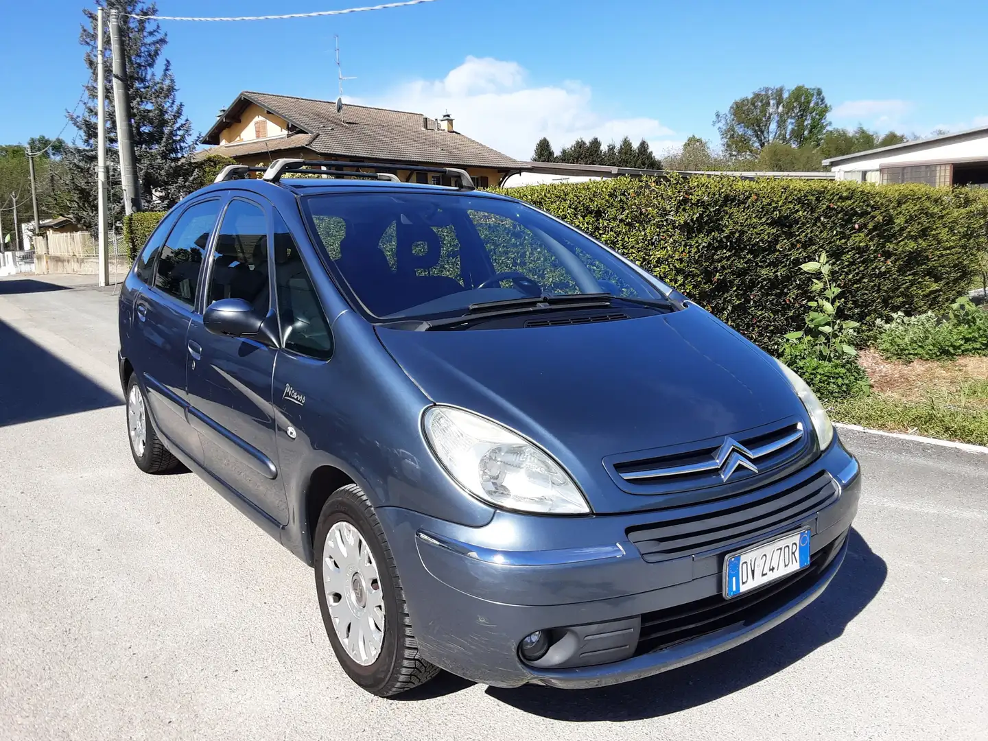 Citroen Xsara Picasso 1.6 HDI-16 Silber - 1