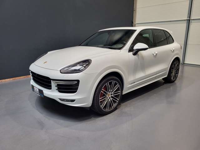 Imagine Porsche Cayenne GTS *TOP Ausstattung| Sport Chrono*