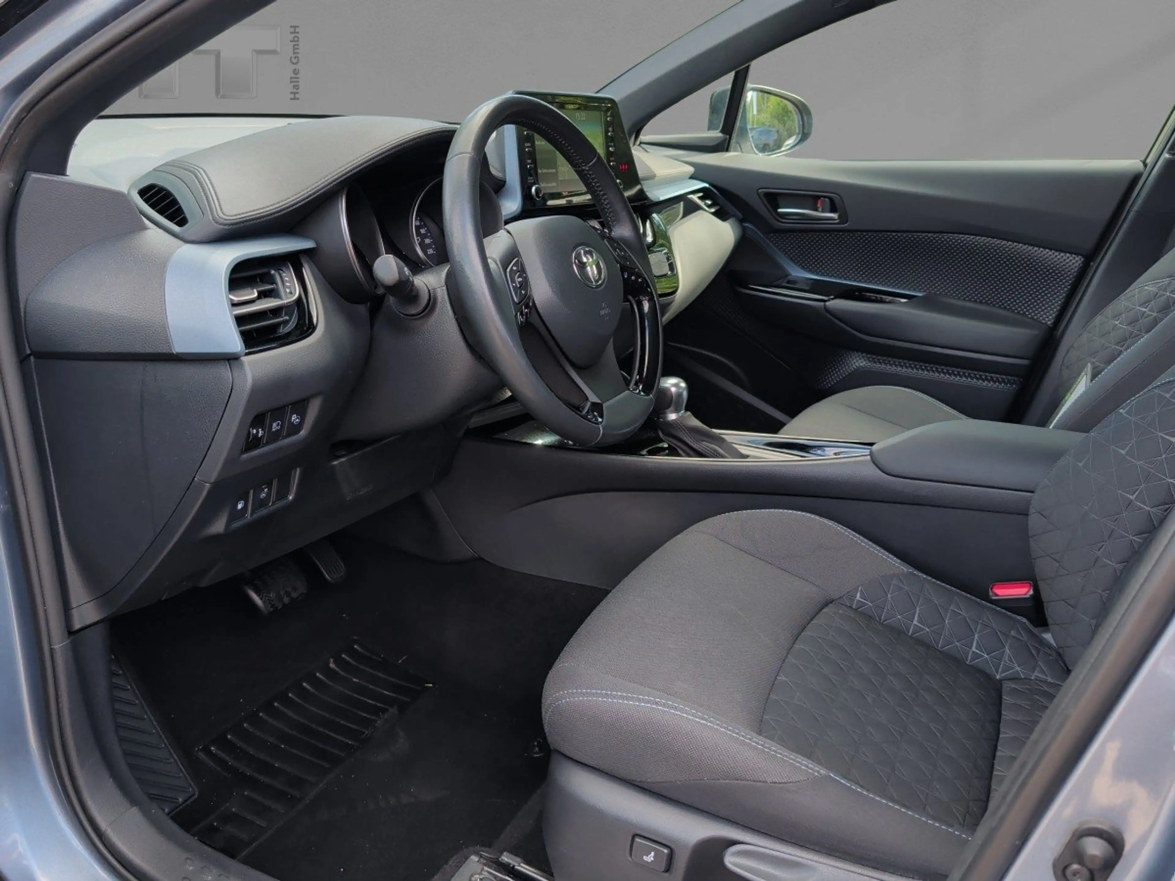 Toyota C-HR 2.0 Team D Navigation AppelCarPlay Sitzhzg — photo 10