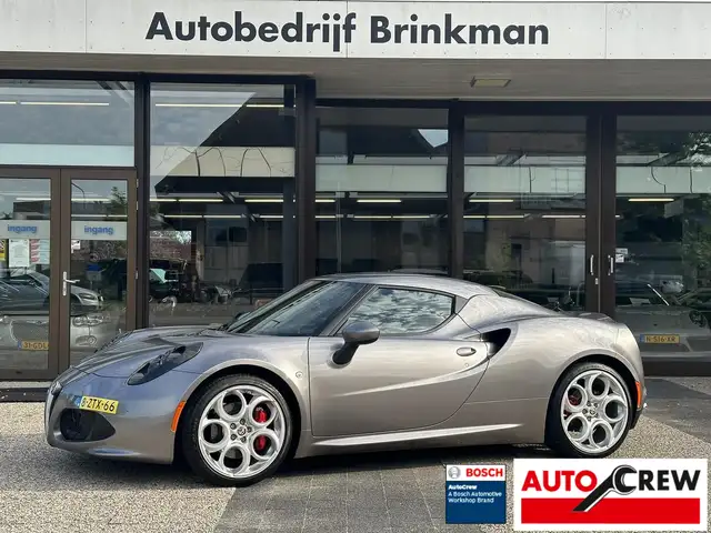 Alfa Romeo 4C 1.750TBI 240pk TCT