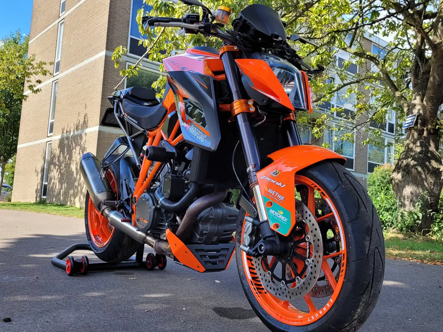 KTM 1290 Super Duke R Met veel powerparts en complete historie Oranje - 1