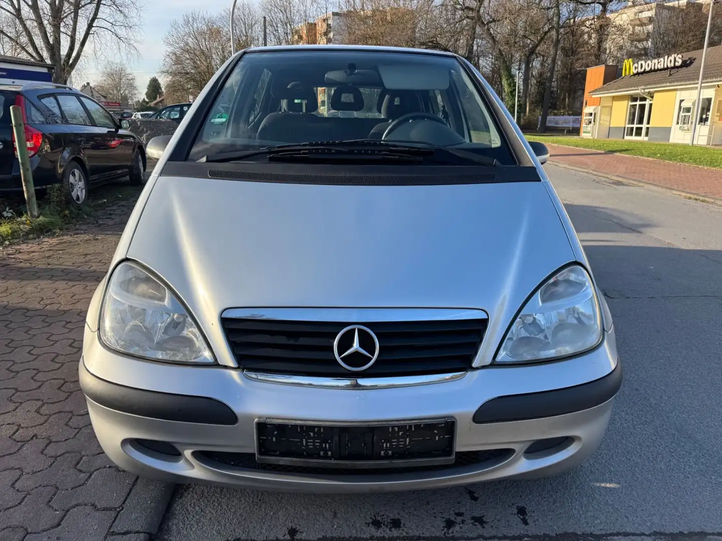 Mercedes-Benz A 140 CLASSIC/KLIMA/ALU/5-TRG/TÜV-SERV.-NEU Argent - 2