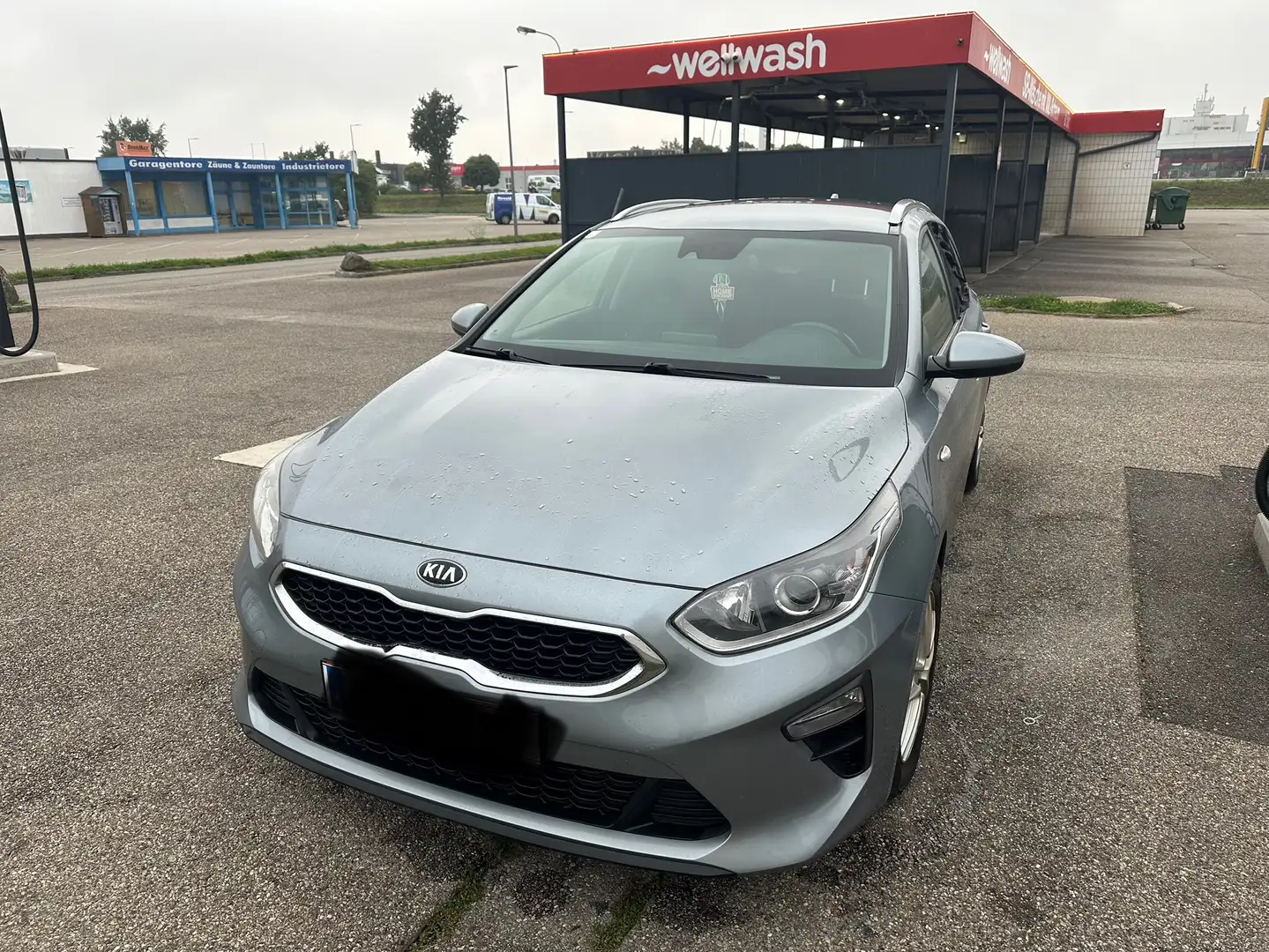 Kia Ceed SW / cee'd SW ceed SW 1,4 MPI Silber Silber Silber - 2