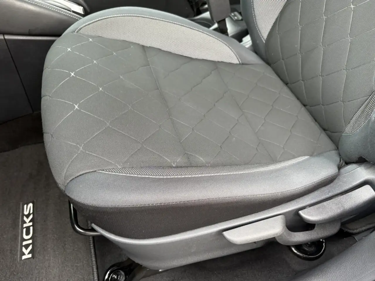 Nissan Kicks photo Nissan Kicks