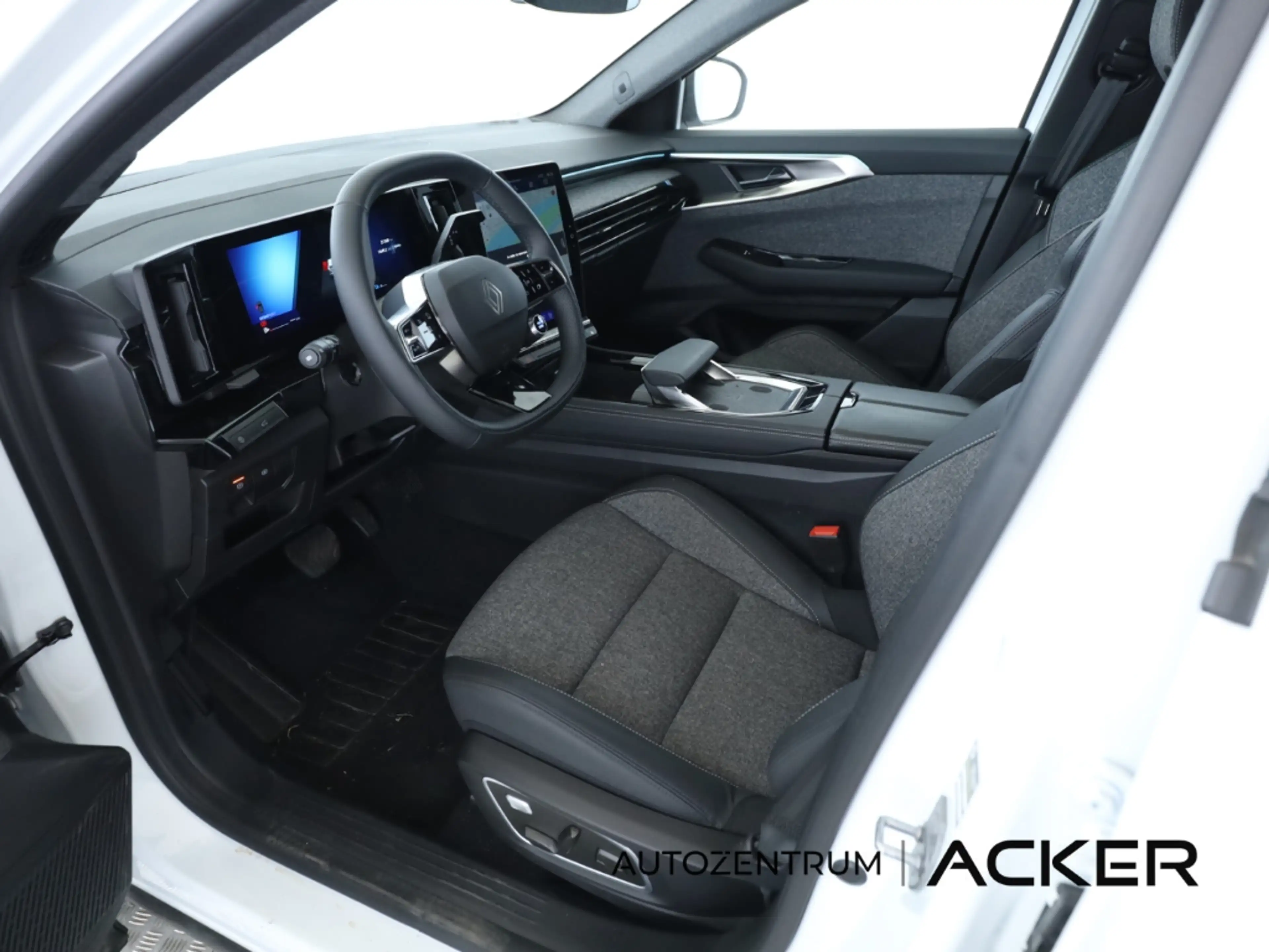 Renault Espace Techno E-Tech Hybrid 7-Sitzer ACC/RFK/LED — photo 10