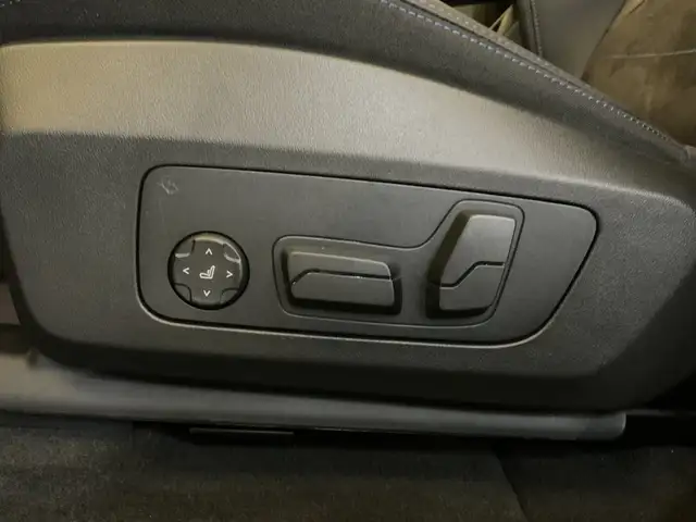 BMW X1 xDrive30e Ansicht 3