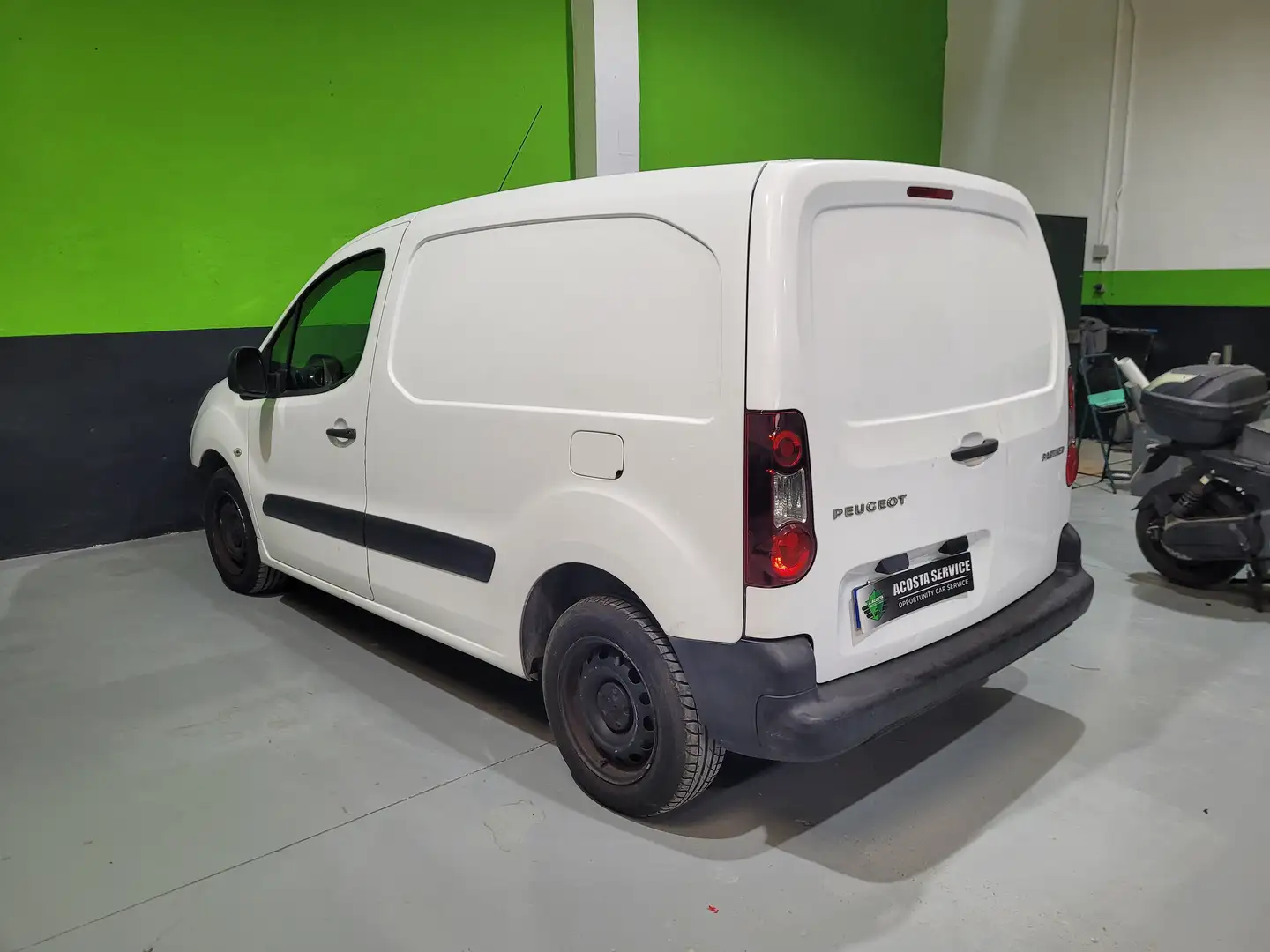 Peugeot Partner Partner Furgón 1.6BlueHDI Confort L1 75 Confort Blanco - 2